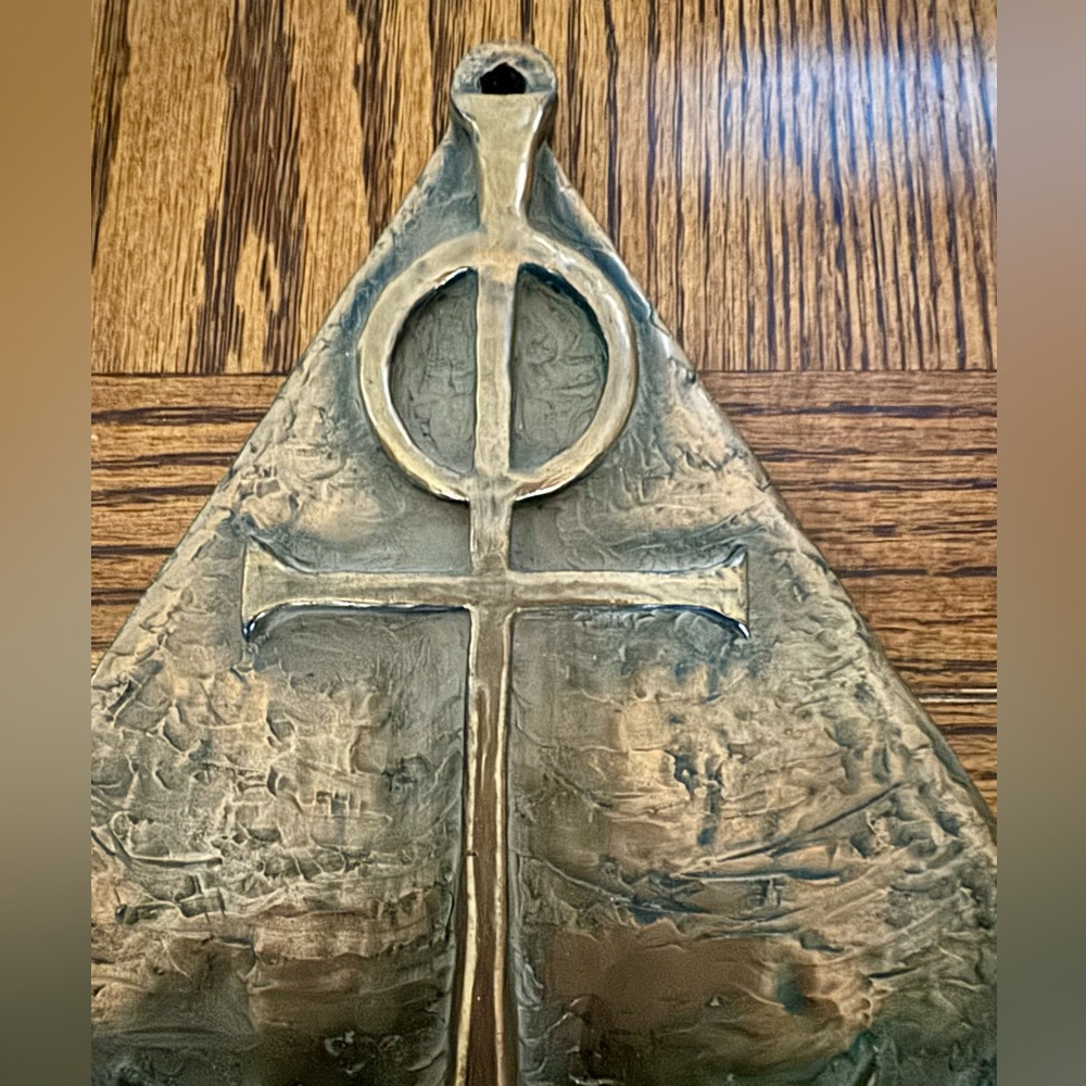 Seafarer’s Cross anchor design wall plaque 
*See details below
